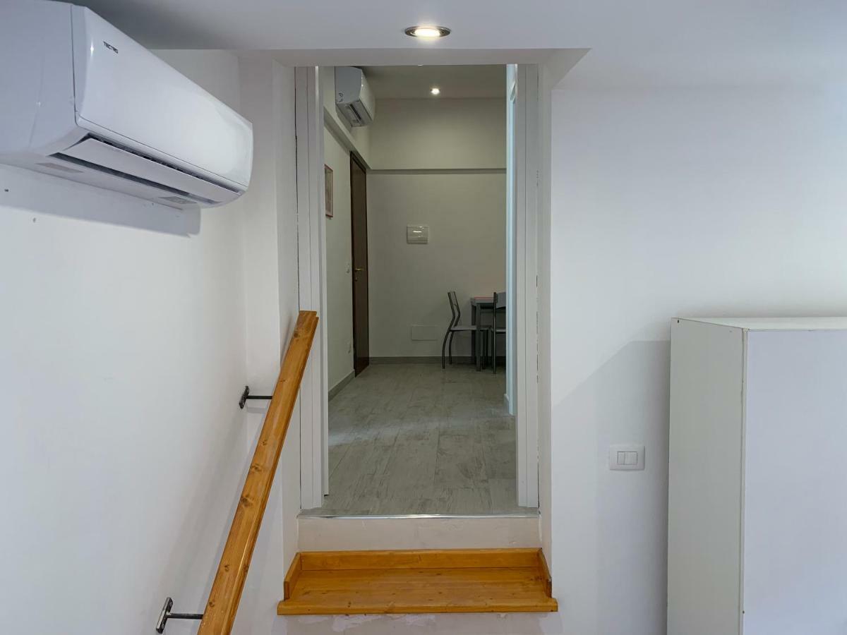 Deni'S Apartments Per 4 Syracuse Ngoại thất bức ảnh