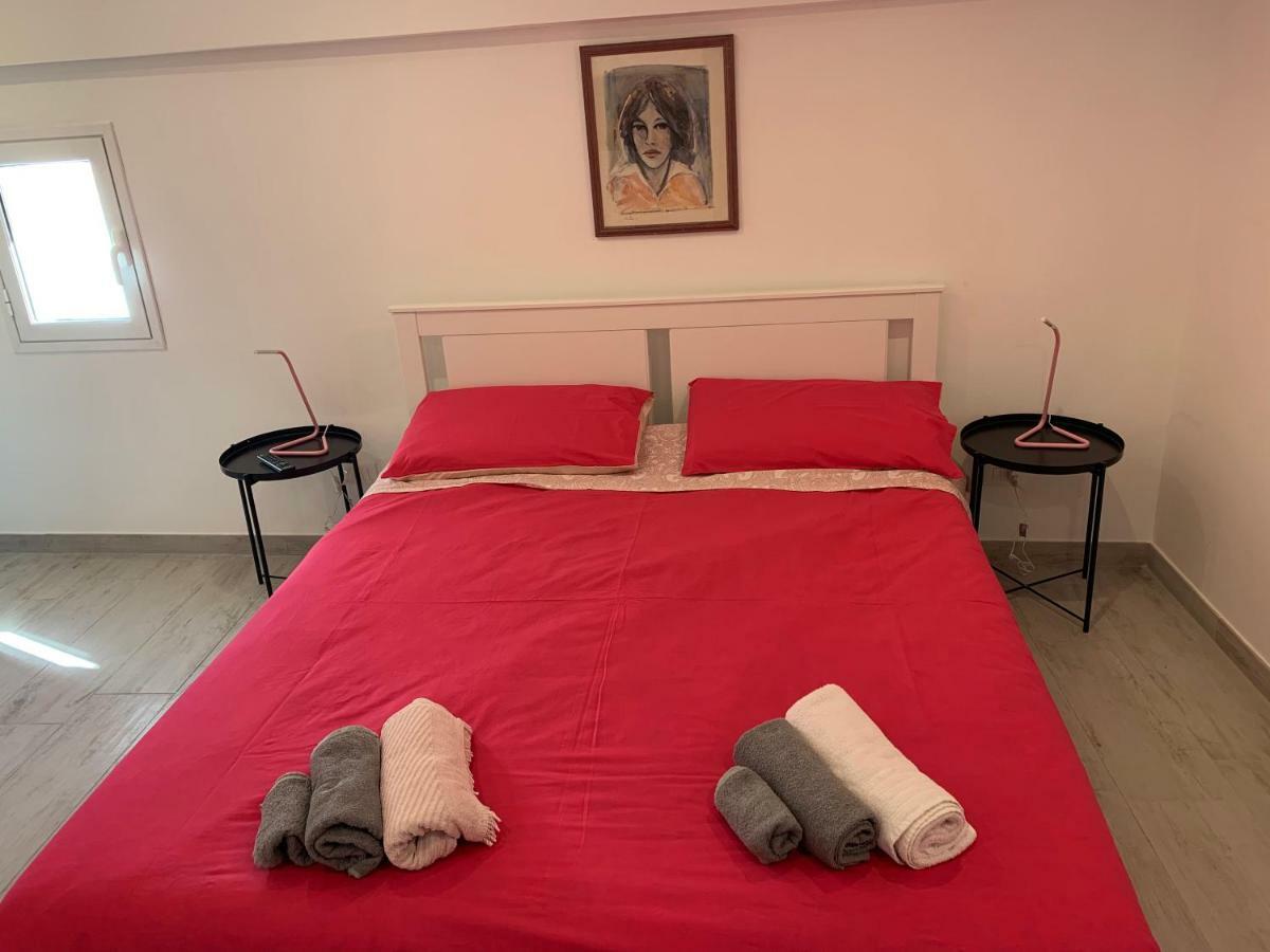 Deni'S Apartments Per 4 Syracuse Ngoại thất bức ảnh